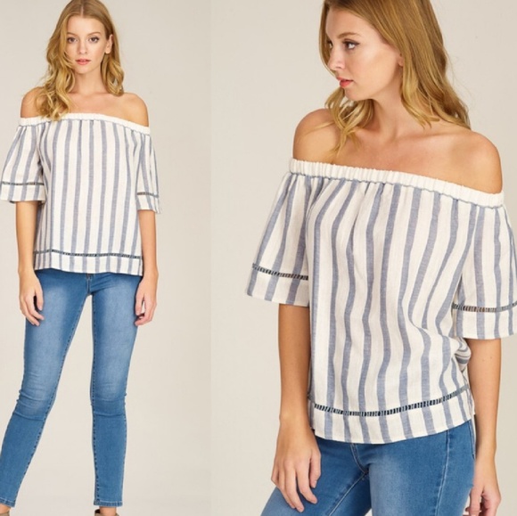 Listicle Tops - Off the shoulder top